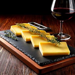rotwein-raclette-kaese-online-kaufen-schweiz.jpg